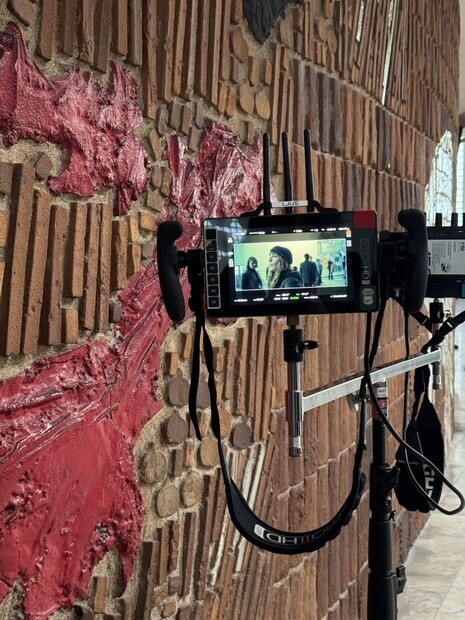 Statist på inspelning av Permafrost