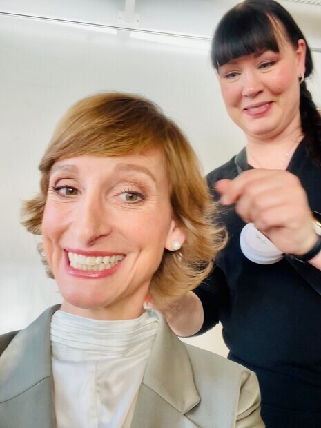 Futuristic teacher excited about the it?s learning Platform