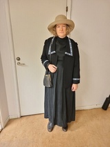 Flickan med nålen Flickan med nålen