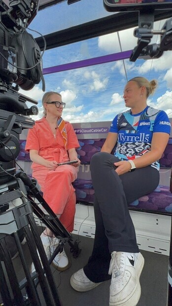 Presenter / Interviewer