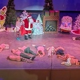 Fa li la lidays med Children's Theatre Fa li la lidays med Children's Theatre