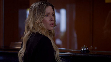 Karaktär - Emma Robertson Karaktär - Emma Robertson