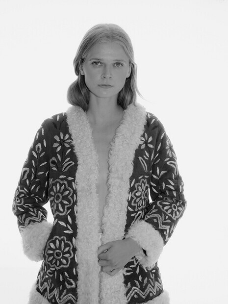 Modell for mila ferit / Perla fotografi