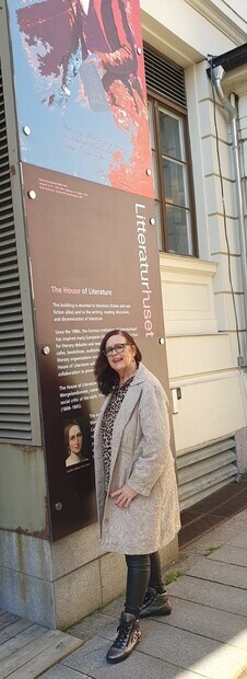Konferansier på Litteraturhuset I Oslo