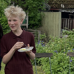 Paus i reklaminspelningen