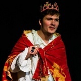 Prins John i Robin Hood-pantomim