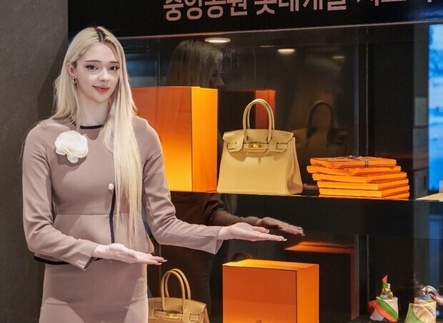 Modelljobb for Lotte Castle