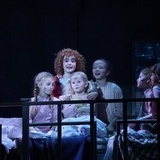 Annie, Folketeateret