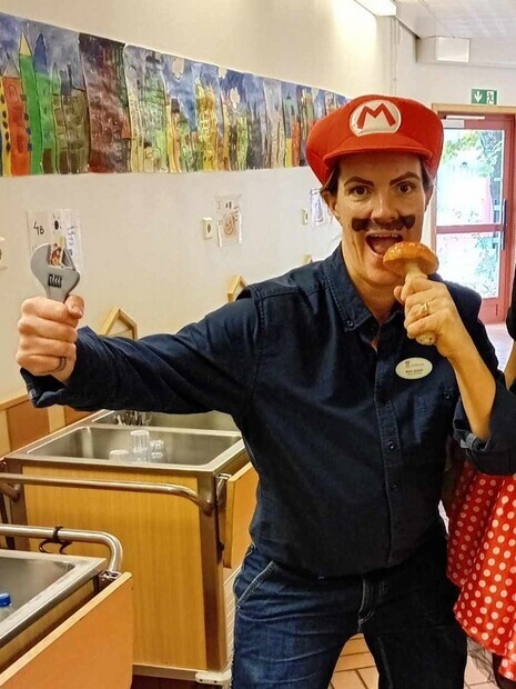 Super Mario Super Mario