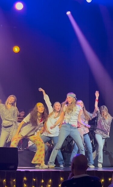 Rolig roll i musikalen Hair Rolig roll i musikalen Hair