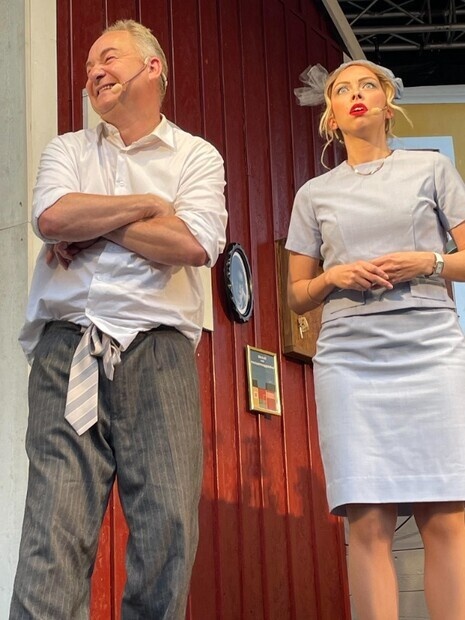 Sommarfarsen Ska Vi Slå Vad? Sommarfarsen Ska Vi Slå Vad?