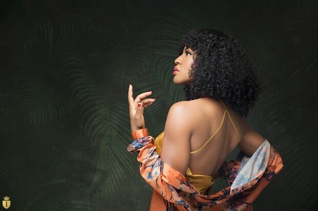 Editorial Editorial