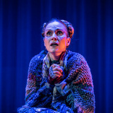 Fru Phelps i Matilda the Musical, SäffeOperan 2025 Fru Phelps i Matilda the Musical, SäffeOperan 2025