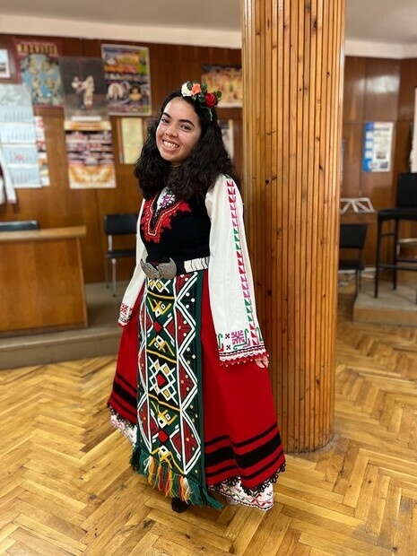 Bulgarian folk costumes modeling Bulgarian folk costumes modeling