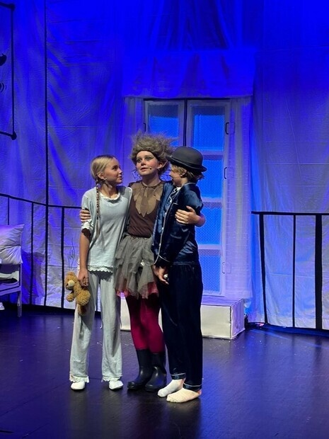 Mimmi (wendys lillesøster)