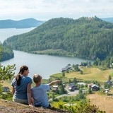Vandring på Höga kusten. Vandring på Höga kusten.
