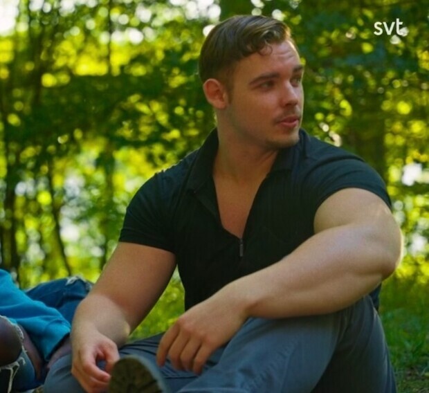 Statist i Bara sex ssong 1 SVT