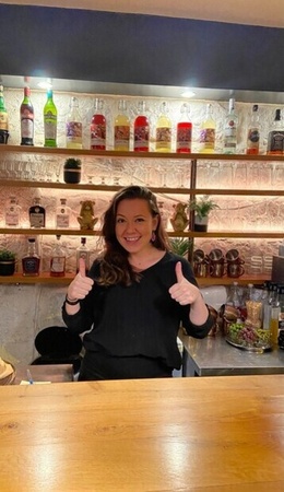 Bakom baren Bakom baren