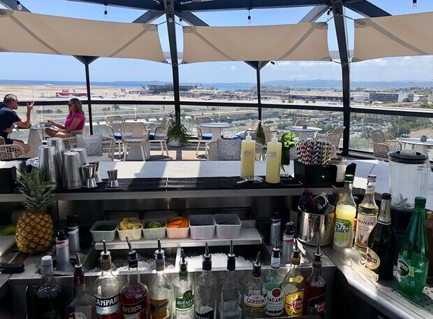 Bartender She?s rooftop Sheraton Nice