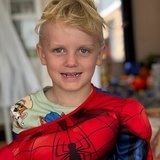 Elsker å kle deg ut