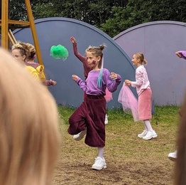 Teaterföreställning Teaterföreställning