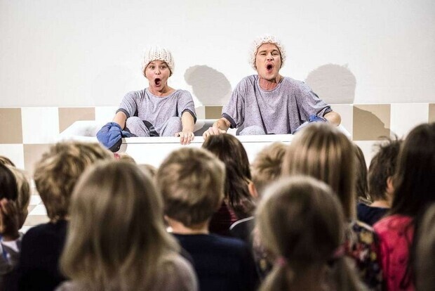 Kivi, Monsterhunden och den Gråtande giraffen