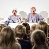 Kivi, Monsterhunden och den Gråtande giraffen Kivi, Monsterhunden och den Gråtande giraffen