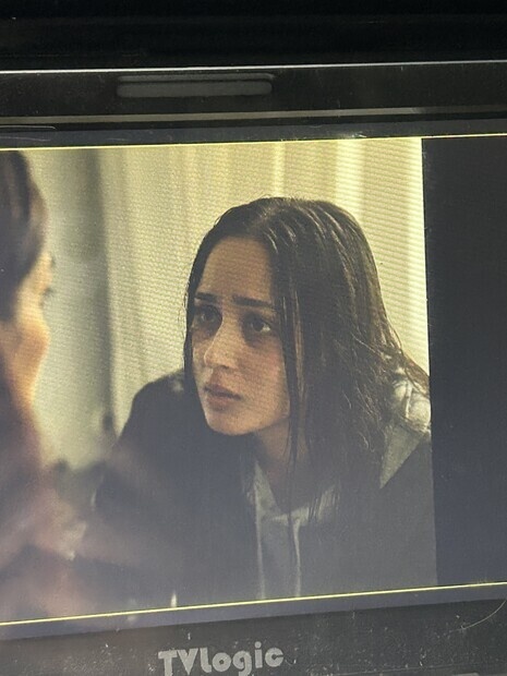 Huvudroll ”LÅTSAS SOM ATT DET REGNAR”