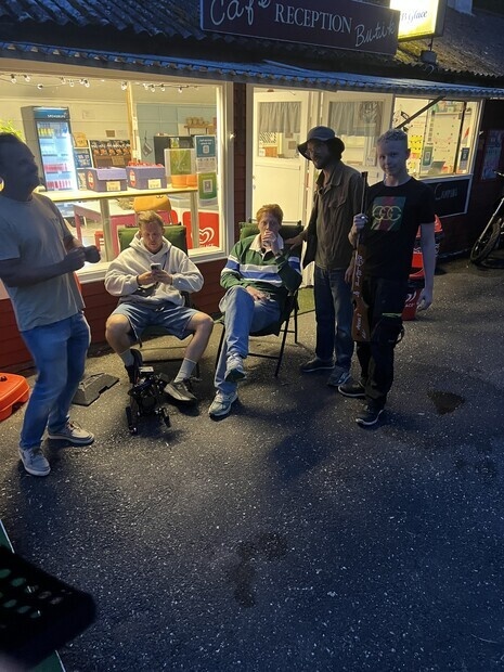 Rolig inspelning med mustiga Mauri