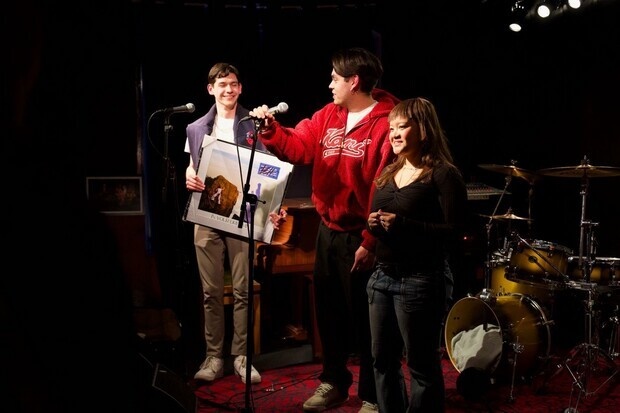 Konsertorganisation och författarlotteri