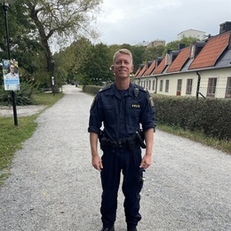 Polis Polis