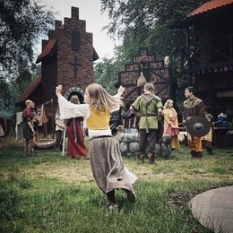 Action och rörelse på set – SVT Sommarlov Action och rörelse på set – SVT Sommarlov