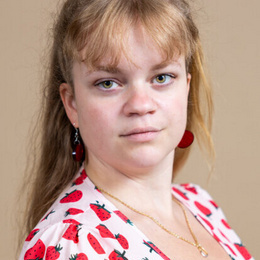 Photoshoot- Headshot Photoshoot- Headshot