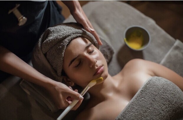 Spa guest