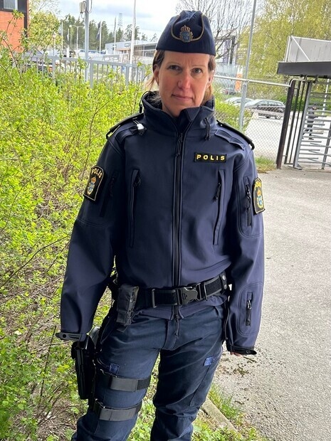 Polis igen!