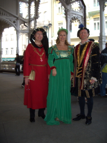 Egen historisk klnning