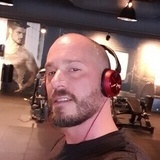 Glad kille Glad kille