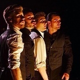 Macbeth pjäs. (Längst till höger.)