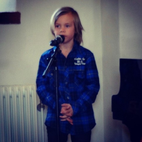 Hektor sjng p kusinens dop