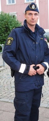 Polis