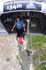 Jag hoppar bungy-jump Jag hoppar bungy-jump