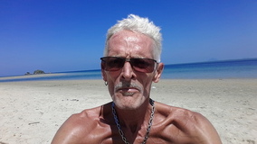 beach comb beach comb