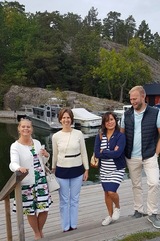 Sommaren med släkten Sommaren med släkten