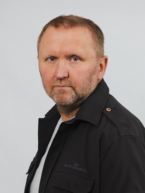 Head shot