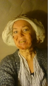 Skitbärarkärring i gamla stan Skitbärarkärring i gamla stan