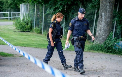 polis