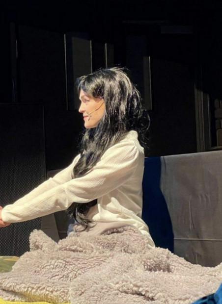 Som Kim fra musikalen Miss Saigon