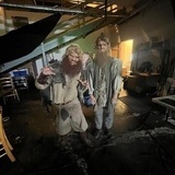 Rolig inspelning, man spelar troll