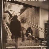 Modell for et bokomslag til boken «Det kunne vært meg»