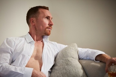 Studiofotografering maj 2024 Studiofotografering maj 2024